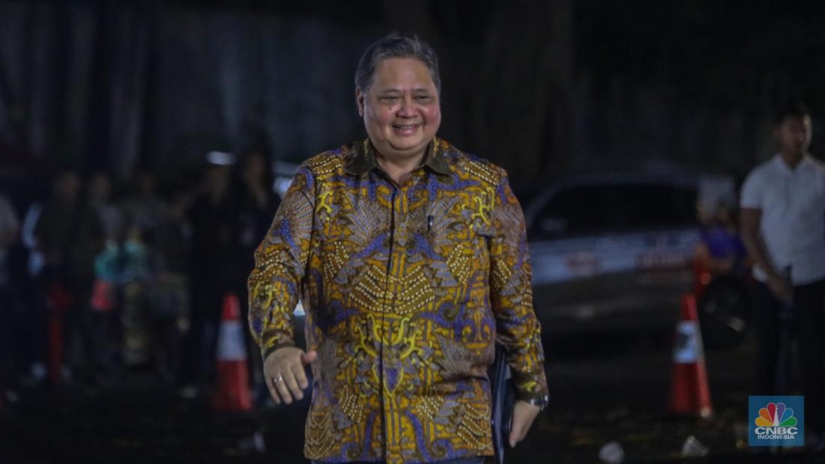 Prabowo Ungkap Motif Menyimpan Dolar Ekspor: Apa yang Terjadi di Balik Keputusan Ini?