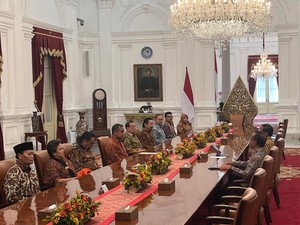 Pimpinan MPR Bertemu Jokowi di Istana Beri Undangan Pelantikan Prabowo-Gibran