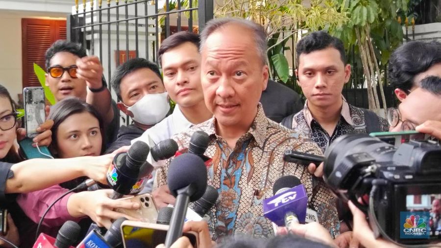 Politikus Partai Golkar, Agus Gumiwang. (CNBC Indonesia/Rosseno Aji)