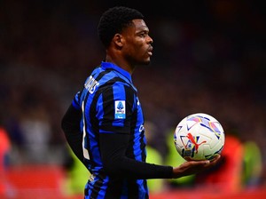 Denzel Dumfries Selangkah Lagi Gabung Real Madrid