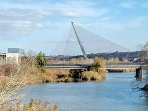 Saat Konten di Jembatan Berujung Petaka