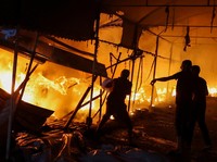 Sadis! Potret Israel Bakar Hidup-Hidup Pengungsi Gaza