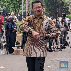 Taufik Hidayat Pamer Smash di Rumah Prabowo, Dapat Jabatan Apa?