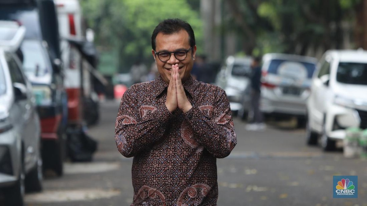 Pemerintah Panggil TikTok-Meta, Ini Penjelasan Wamenkomdigi
