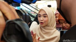 Eks Satpam Sakit Hati karena Dipecat, Ria Ricis Klaim Tidak Lakukan Itu