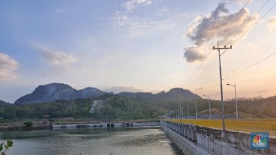 Bendungan Jatigede di Jawa Barat.