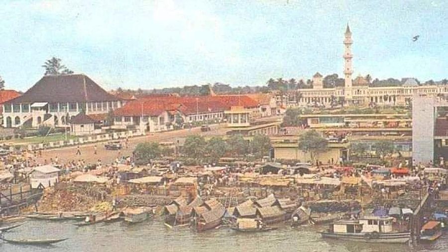 Kota Palembang tempo dahulu. (Instagram @pariwisata.palembang)