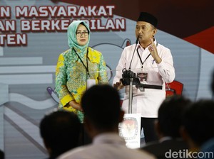 Ade di Debat Pilgub Banten: Transparansi APBD Jangan Cuma Lipstik Doang