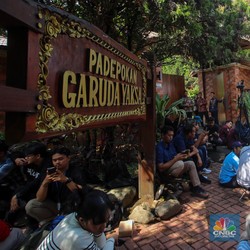 Prabowo Kumpulkan Calon Menteri di Hambalang, Ini Perjalanan ke Lokasi