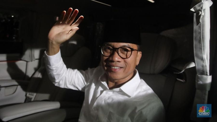 Yandri Susanto di kediaman Presiden terpilih periode 2024-2029 Prabowo Subianto di Padepokan Garudayaksa, Hambalang, Bogor, Jawa Barat, Rabu (16/10/2024). (CNBC Indonesia/Faisal Rahman)