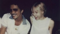 Perdana di K-Pop! Rose Eksis 2 Minggu di Billboard Hot 100