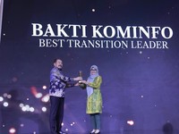BAKTI Kominfo Raih Best Transition Leader dalam GCG Awards 2024