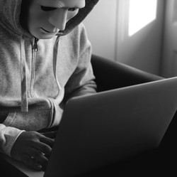 Penipu Kuras Rekening Menyamar Jadi Karyawan, Hati-hati Cek Email