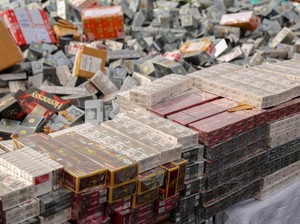 Modus Baru Rokok Ilegal di Bandung: Polos Tanpa Pita Cukai