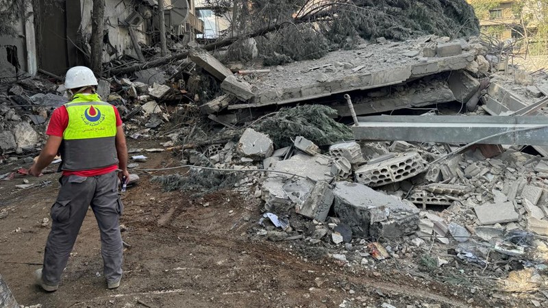 A view of a damaged site after an Israeli strike in Nabatieh, amid the ongoing hostilities between Hezbollah and Israeli forces, southern Lebanon October 16, 2024. REUTERS/Ali Hankir
