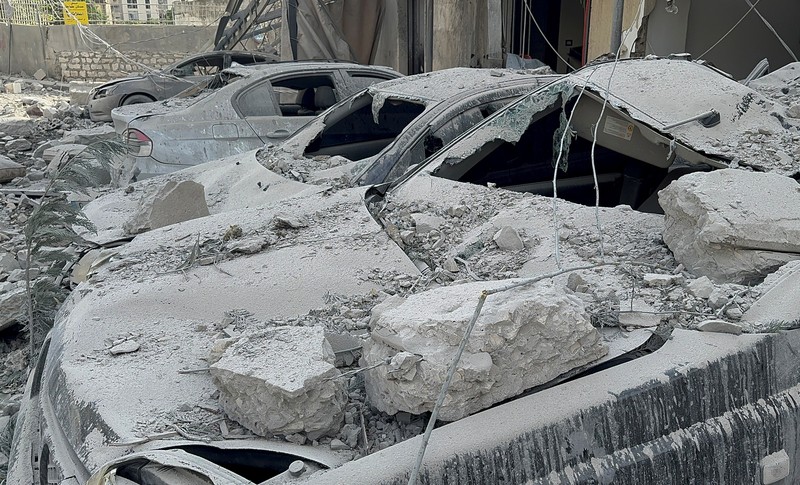 ISRAEL-PALESTINIANS/LEBANON-NABATIEH A view of a damaged site after an Israeli strike in Nabatieh, amid the ongoing hostilities between Hezbollah and Israeli forces, southern Lebanon October 16, 2024. REUTERS/Ali Hankir