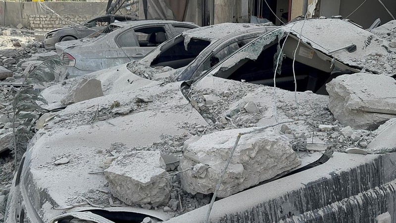A view of a damaged site after an Israeli strike in Nabatieh, amid the ongoing hostilities between Hezbollah and Israeli forces, southern Lebanon October 16, 2024. REUTERS/Ali Hankir