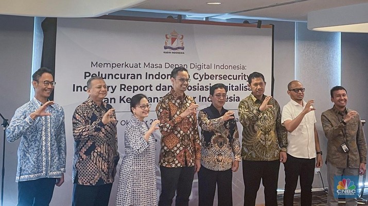 Kamar Dagang dan Industri (Kadin) Indonesia akan membuat Asosiasi Digitalisasi dan Keamanan Siber Indonesia (ADIKSI) untuk melindungi data-data nasional dari ancaman kejahatan siber. (CNBC Indonesia/Romys Binekasri)