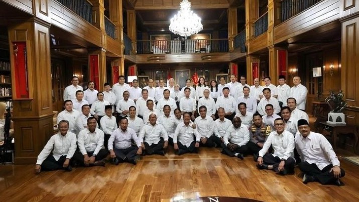 Pembekalan Calon Menteri Kabinet Prabowo-Gibran. (Instagram/Yusril Ihza Mahendra)