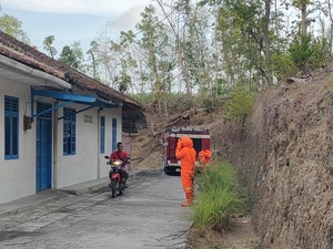 Damkar Ungkap Penyebab Tawon Gung Ngamuk Serang Warga di Kokap Kulon Progo