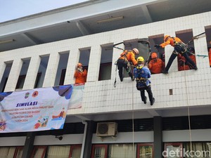 Dramatisnya Simulasi Gempa di Ciamis