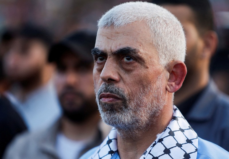 ISRAEL-PALESTINIANS/SINWAR FILE PHOTO: Hamas Gaza chief Yahya Sinwar gestures during an anti-Israel rally in Gaza City, May 24, 2021. REUTERS/Mohammed Salem/File Photo TPX IMAGES OF THE DAY