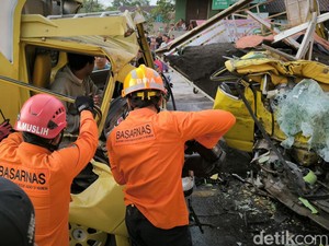 Polisi Ralat Kronologi Laka Maut di Sedayu Bantul, Sebut 4 Truk Terlibat