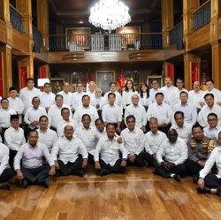 Untung Rugi Kabinet Gemuk Prabowo, Ekonom Sorot Citra Militer Prabowo