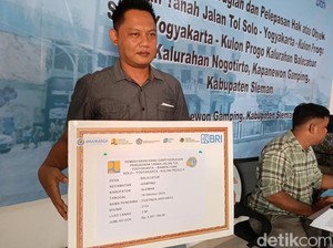Sawah 3 Meter Kena Proyek Tol Jogja-YIA, Pemilik: Semoga Ada Pelebaran