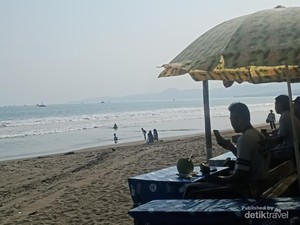 Weekend Ini, Pantai Citepus Menanti untuk Disinggahi