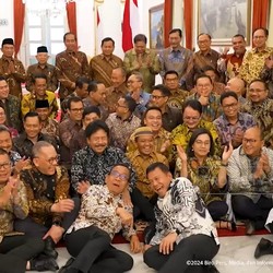 Resmi, Taspen Cairkan Uang Pensiun Menteri-Menteri Jokowi