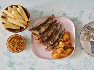 Makan Ikan Sarden Buat Panjang Umur hingga Juara MasterChef Buka Warung Nasi Padang