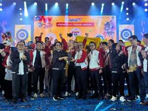 Unhas Makassar Sabet Juara Umum Pekan Ilmiah Nasional ke-37 di Unair