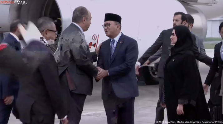 Wakil PM Qatar Tiba di Jakarta Jelang Pelantikan Presiden dan Wapres RI, Sabtu (19/10/2024). (Tangkapan layar Youtube Setpres RI)