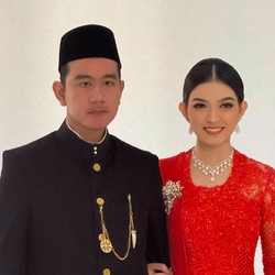 Sosok MUA di Balik Penampilan Cantik Selvi di Pelantikan Gibran