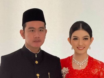 Sosok MUA di Balik Penampilan Cantik Selvi di Pelantikan Gibran