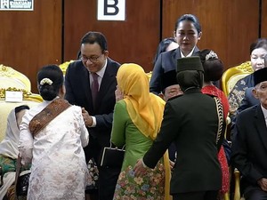 Iriana-Selvi Salami SBY hingga Anies Jelang Pelantikan Presiden di MPR