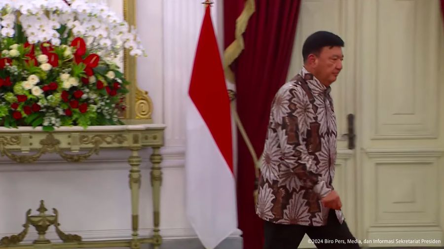 Jenderal Polisi Purn. Prof, Dr Budi Gunawan ditetapkan sebagai Menteri Koordinator Bidang Politik dan Keamanan, di Istana Merdeka, Jakarta, Minggu (20/10/2024). (Tangkapan Layar Youtube Sekretariat Presiden)