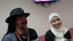 Limbad Suka Memasak Meski Caranya Agak Lain, Putrinya Komentar Begini