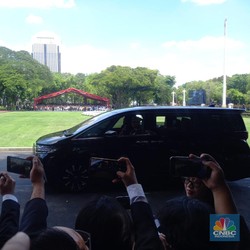 Pakai Alphard, Jokowi ke Istana Tak Lagi Pakai Mobil Sedan RI-1