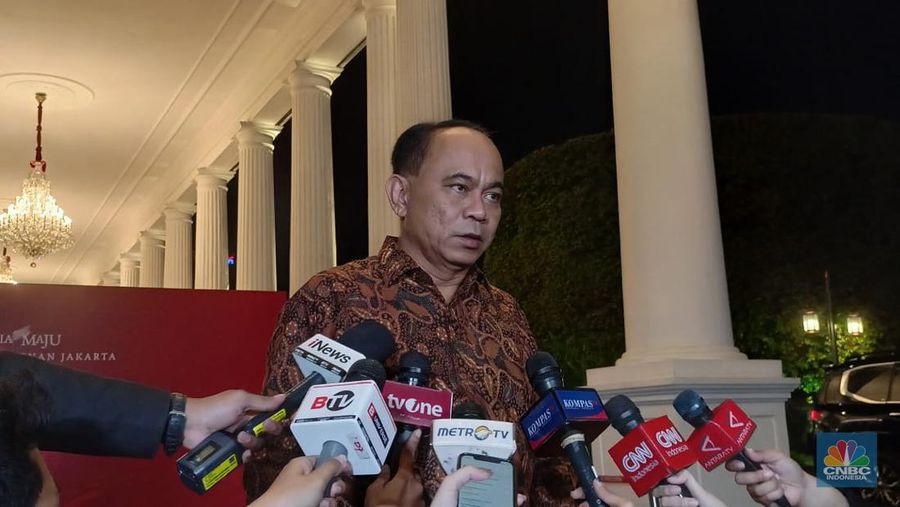 Menteri Koperasi Budi Arie Setiadi. (CNBC Indonesia/Ferry Sandi)
