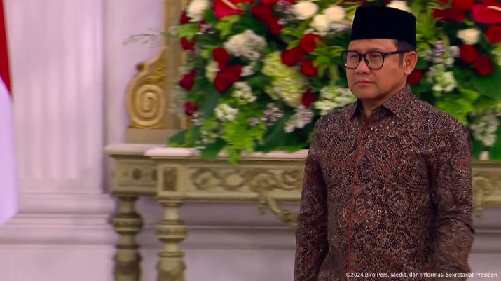 Muhaimin Iskandar ditetapkan sebagai Menko Bidang Pemberdayaan Masyarakat di Istana Negara, Jakarta, Minggu (20/10/2024). (Tangkapan Layar Youtube Sekretariat Presiden)