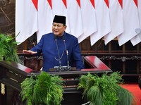 RI Menanti Gebrakan Pidato Perdana Prabowo, IHSG Memburu Rekor 8000