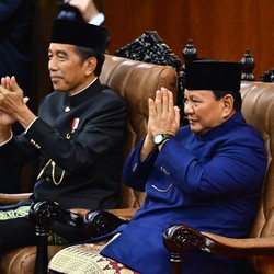 Tegas! Prabowo Ingatkan Jangan Bangga RI Masuk G20 & Ekonomi 16 Dunia