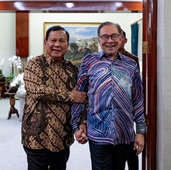 Prabowo Temui PM Malaysia Anwar Ibrahim di Kuala Lumpur, Bahas Ini