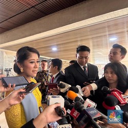 Meutya Hafid Diminta Bawa Pulang Data Warga RI dari Luar Negeri