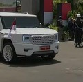 Prabowo naik Maung Garuda 'Indonesia 1' (dok. YouTube MPR)