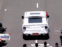 Video: Presiden Prabowo Naik Mobil Maung ke Istana Negara