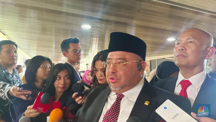 Sekjen PKS, Habib usai menghadiri Presiden dan Wakil Presiden RI periode 2024-2029 di gedung DPR/MPR, Minggu (20/10/2024). (CNBC Indonesia/Martyasari Rizky)