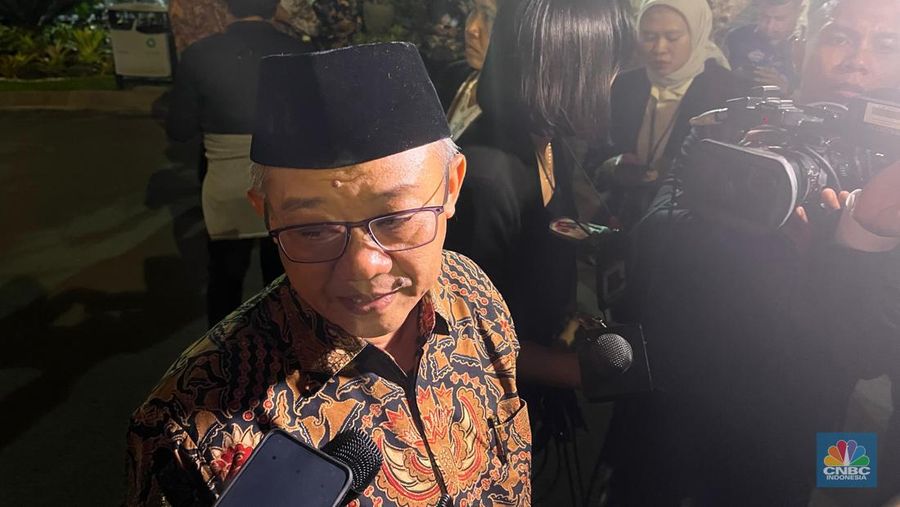 Sekretaris PP Muhammadiyah Abdul Mu'ti. (CNBC Indonesia/Ferry Sandi)